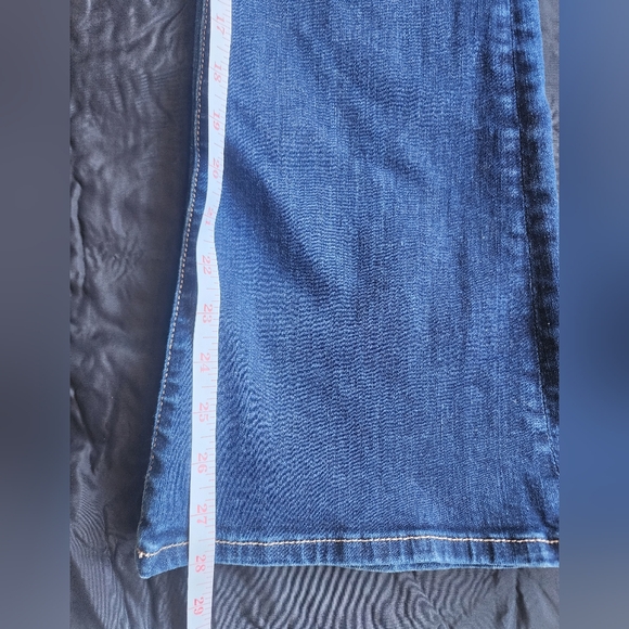 American Eagle Outfitters Women's Blue Jeans - Picture 7 of 8